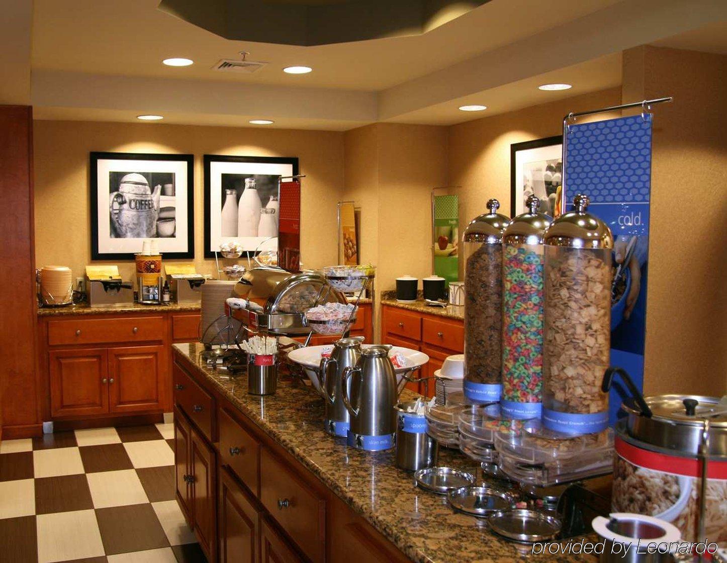 Hampton Inn & Suites By Hilton Manchester Bedford Extérieur photo