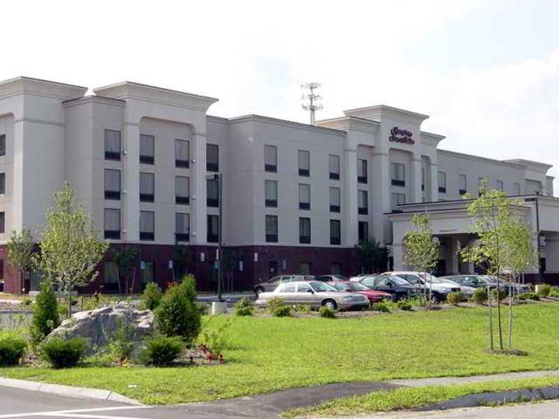 Hampton Inn & Suites By Hilton Manchester Bedford Extérieur photo