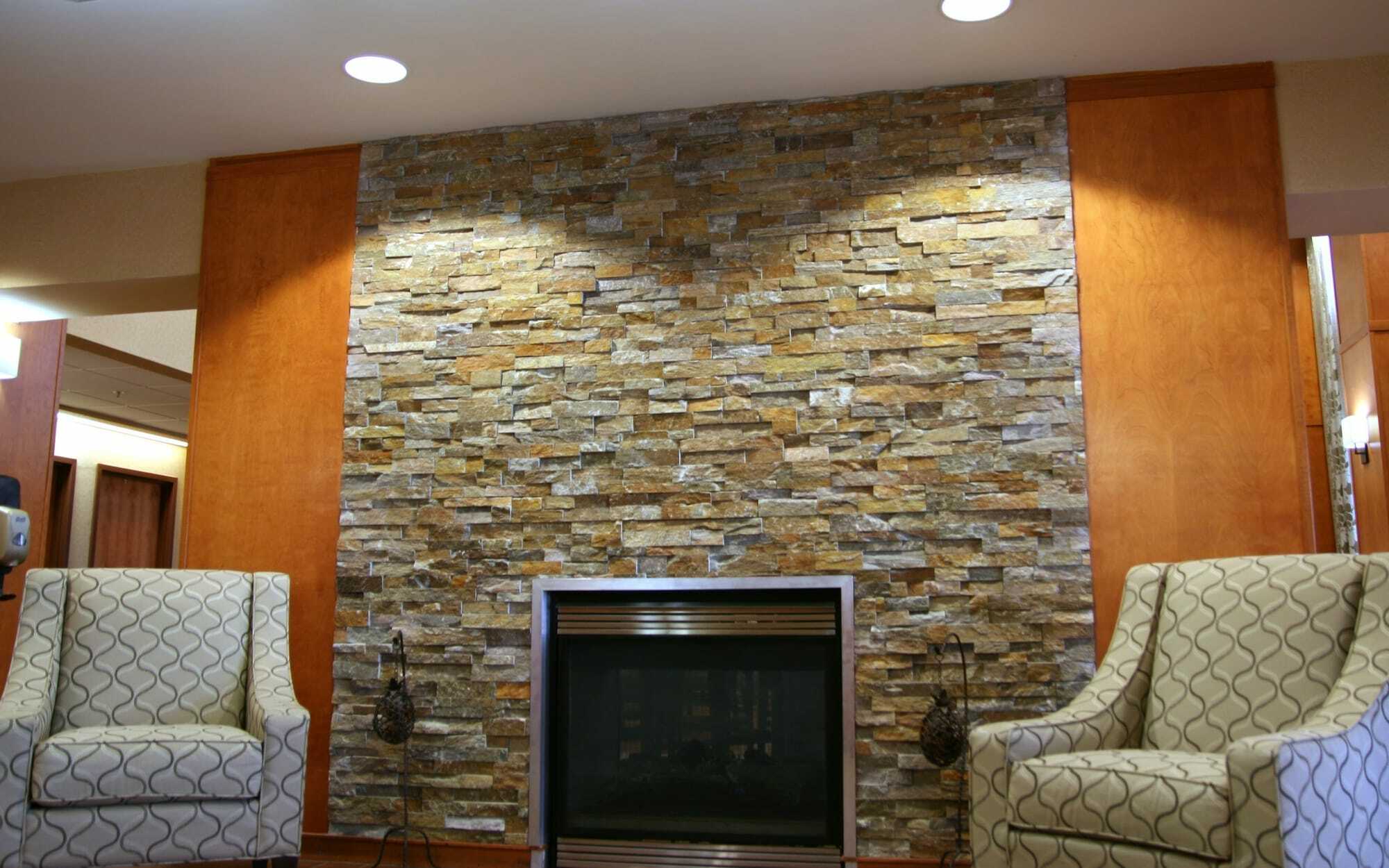 Hampton Inn & Suites By Hilton Manchester Bedford Extérieur photo